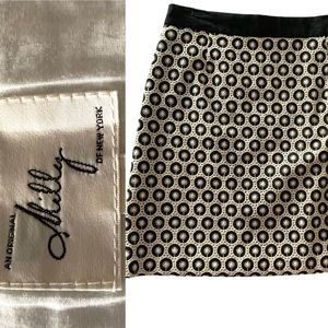 MILLY of New York embroidered daisy mini skirt, white/ black, side zip size 4